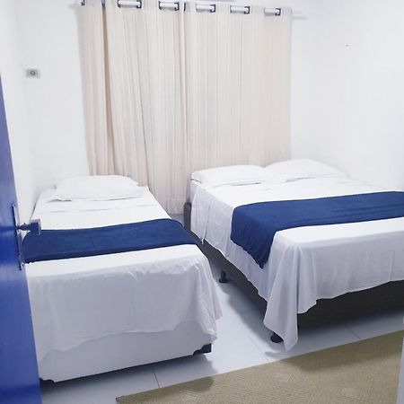 Apartamento 400 Metros Praia Da Enseada Διαμέρισμα Γκουαρούχα Εξωτερικό φωτογραφία